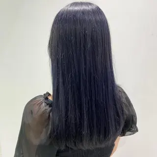 ロング 寒色＆ブリーチ特化 寒色MiOのヘアスタイル