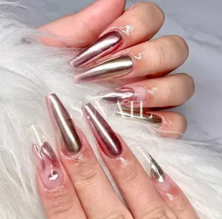 ネイル S♡NAIL所属・S.NAIL Suuのネイルデザイン