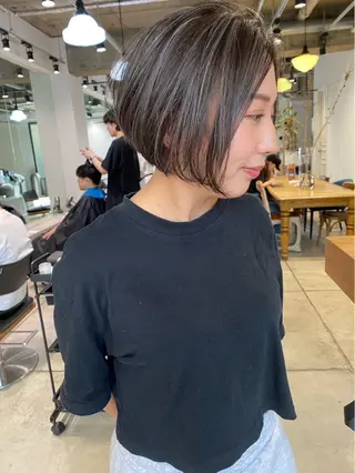 ショート カラー DUMBO 千歳船橋のヘアスタイル