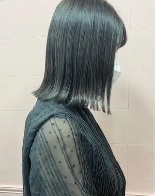 ミディアム irwi所属・Ebihara Satomiのヘアスタイル