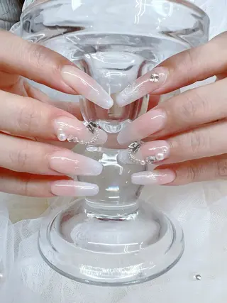 ネイル Majesticrose_nail所属・nail l_yukiのネイルデザイン