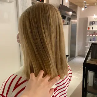 セミロング カラー nameless miichiのヘアスタイル