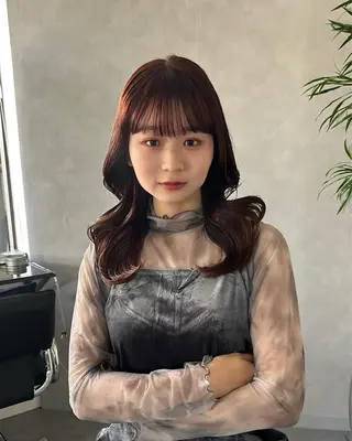 ミディアム カラー ❤️ショートカット ・顔周りカット❤️のヘアスタイル