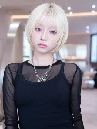 ミディアム カラー 渋谷/レイヤーボブ・ 韓国ボブ特化/楓のヘアスタイル