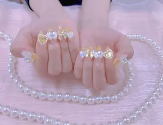 ネイル はぴねす所属・横浜 美夢のネイルデザイン