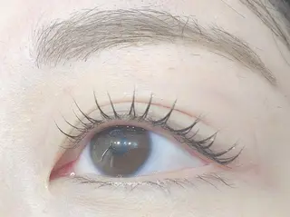 マツエク・マツパ TotalBeautysalonCURE所属・CURE 朱梨のネイルデザイン