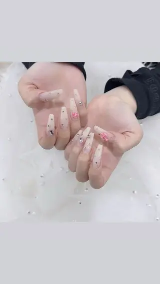 ネイル nail&eyelash Rine所属・Rine 放出 (リネ)のネイルデザイン