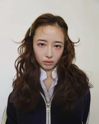 ミディアム カラー ヘアアレンジ 熊谷 由貴のヘアスタイル