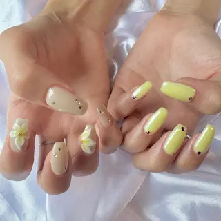 ネイル nail salon e'mu💐のネイルデザイン