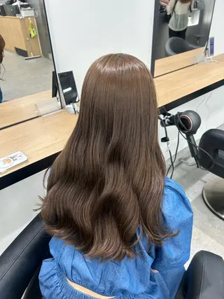 セミロング カラー 愛結 暖色カラー🎀🩰のヘアスタイル