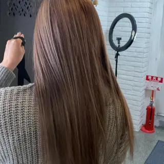 セミロング カラー juhl/髪質改善/ 縮毛矯正/遠藤航平のヘアスタイル