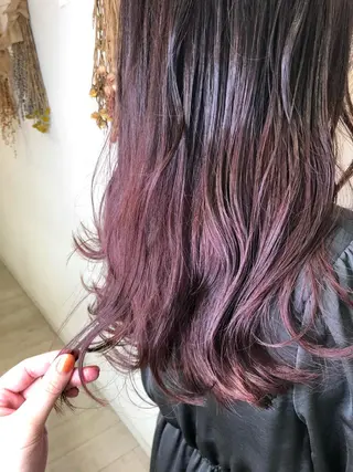 ロング 松佐 ゆかりのヘアスタイル