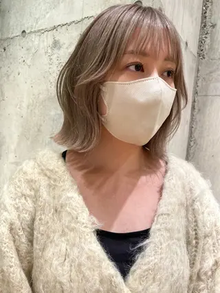 ショート カラー layer bob / 透明感カラーのヘアスタイル