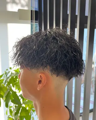 パーマ メンズ 駒野 晃のヘアスタイル