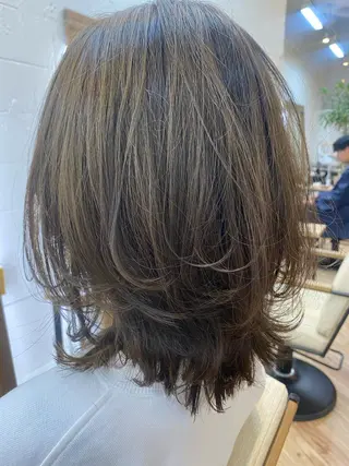 ミディアム おおつき ありかのヘアスタイル