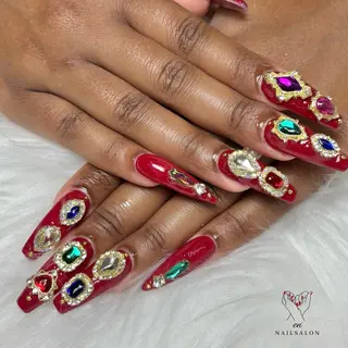 ネイル NAILSALON en+所属・NAILSALON en+沖縄市美原のネイルデザイン