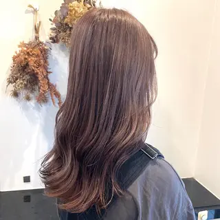 セミロング カラー 佐藤 梨里花 ❤︎のヘアスタイル