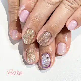 ネイル Flore (フロール)の眉毛・アイブロウイメージ