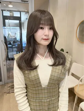 セミロング カラー nakahara madokaのヘアスタイル