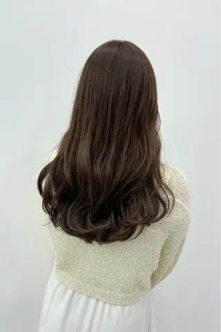 セミロング La.LAUREN【ラ.ローレン】所属・透明感カラー/レイ ヤー/hiromuのヘアスタイル