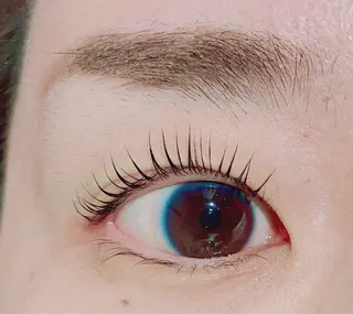 マツエク・マツパ TotalBeautysalonCURE所属・CURE 朱梨のネイルデザイン