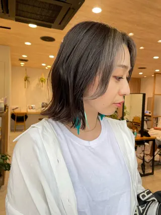 ミディアム カラー 似合わせ レイヤー須川のヘアスタイル