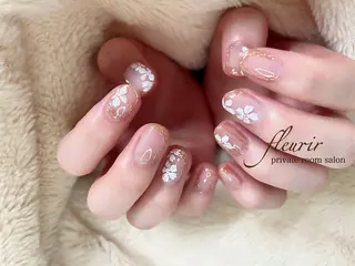 ネイル フルリール 【プライベートサロンのネイルデザイン