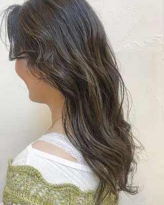 セミロング カラー luve heart's And Be minamisemba所属・脇坂 佳世の眉毛・アイブロウイメージ