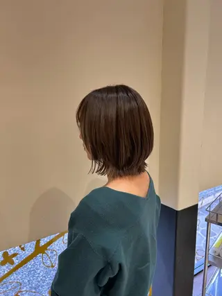 ミディアム 村松 麻菜のヘアスタイル