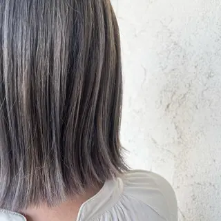 ミディアム しもかわ かほのヘアスタイル