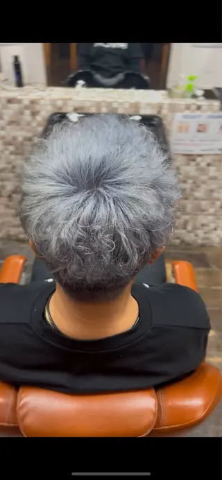 カラー ヘアー　プランニング　ビジョン所属・渡邉 来伸のヘアスタイル