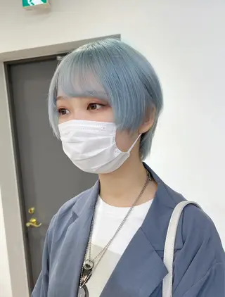 ショート 塩川 和弥のヘアスタイル