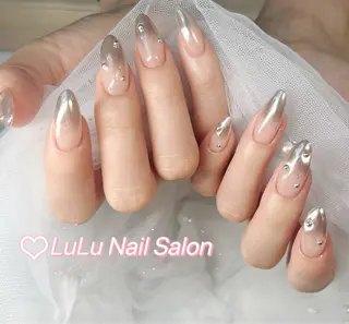 ネイル LULU Nail  Salon 新宿所属・LU LU NailSalonのネイルデザイン