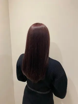 ロング カラー オカベ ショウマのヘアスタイル