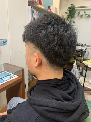 ショート march merryのヘアスタイル