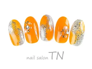 ネイル 矢川 まどかのネイルデザイン