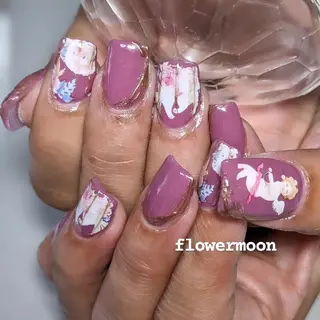 ネイル フラワー ムーンのネイルデザイン