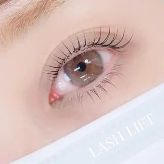 マツエク・マツパ ネプチューン二子玉川店所属・ネプチューン 二子玉川店のネイルデザイン