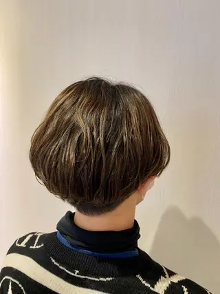ショート カラー メンズ 中島 奈々のヘアスタイル