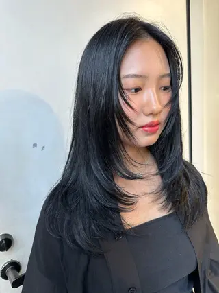 セミロング カラー レイヤーカット/艶髪 ✨💭KIRARIのヘアスタイル