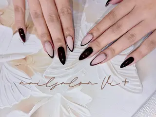 ネイル ✨Nailsalon Vi+✨のネイルデザイン