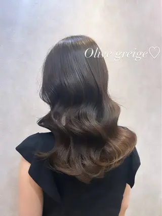 セミロング カラー ヘアアレンジ 🩷韓国ヘア/ヨシン モリ🩷Maikaのヘアスタイル