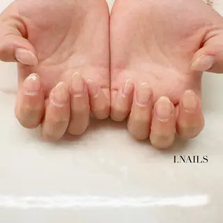 ネイル アイネイルズ所属・早川 梓のネイルデザイン