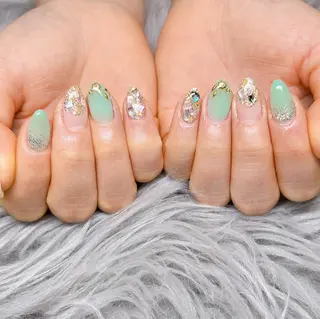 ネイル 個室ネイルサロンDolly  Girl〜ドーリーガール〜所属・DollyGirl KYOKOのネイルデザイン