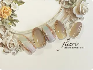 ネイル フルリール 【プライベートサロンのネイルデザイン