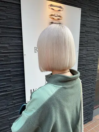 ショート カラー 篠原 幹のヘアスタイル