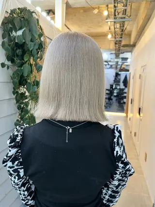 ショート カラー 柔らかいヘアカラー 大成のヘアスタイル