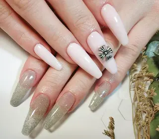 ネイル ＤI'A ネイルサロンのネイルデザイン