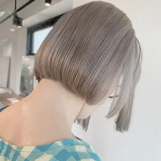 ショート カラー ✅ケアブリーチ✅ トヨオカ ノブヒデのヘアスタイル