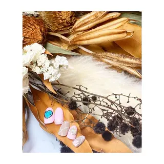 ネイル 駒月 明日香の眉毛・アイブロウイメージ